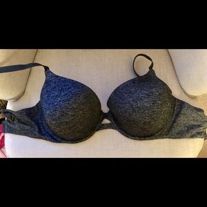 Victoria’s Secret Bra 34DDD